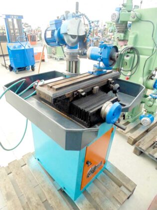 Univerzalna o&scaron;trilica UTMA