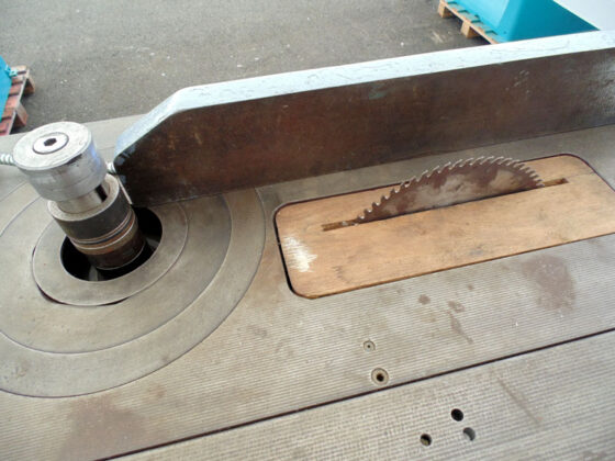 Kombinovana ma&scaron;ina 3777-21